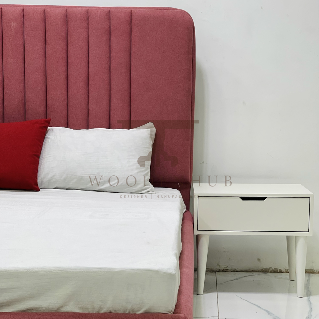 CRESCENT BED SET (Bed+Side Tables)