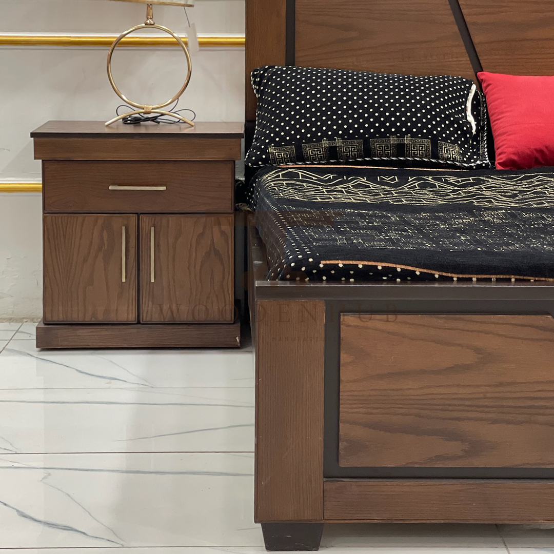 Oak Patch Bed Set