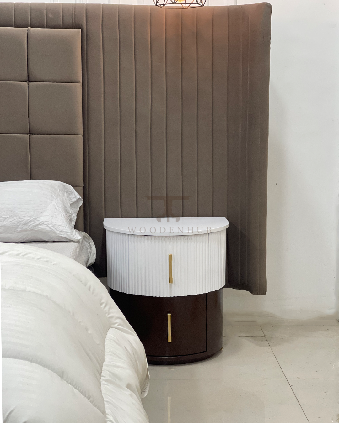 Majestic Bed Set (Bed+Side Tables)